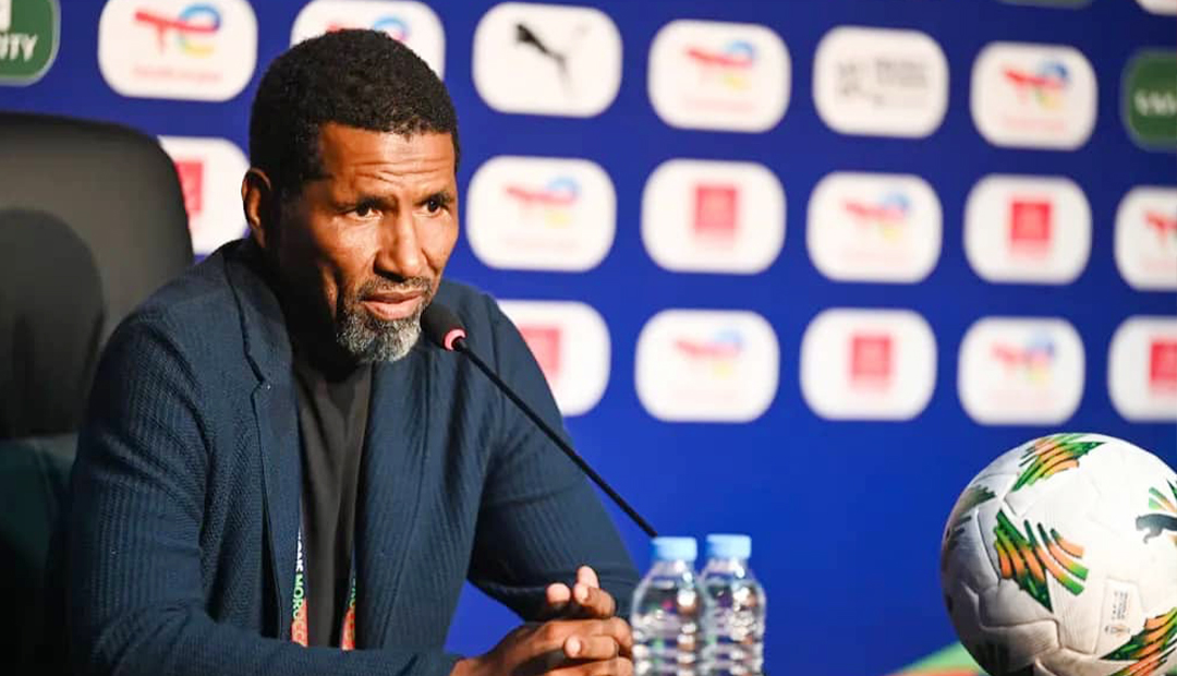 CAN U17 Saidou Alioum joue cartes sur table